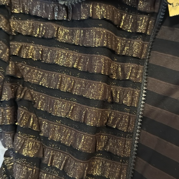 CLARA S. Ruffle Jacket - Picture 11 of 11